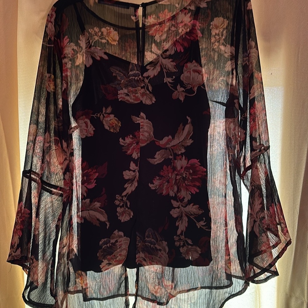 Blouse - Picture 7 of 10